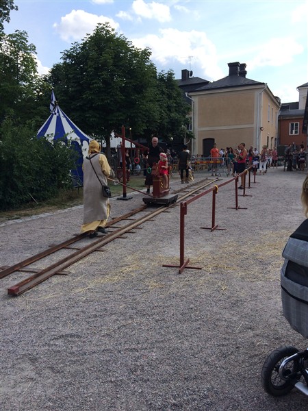 medeltid och kuriosaboden 019.JPG